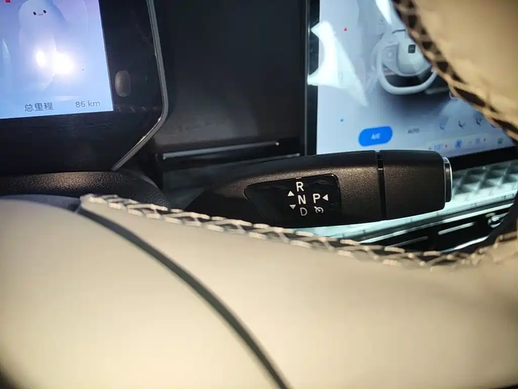 JAC Yiwei Yiwei 3 2026 2025 Model 330km Trend Joy Edition
