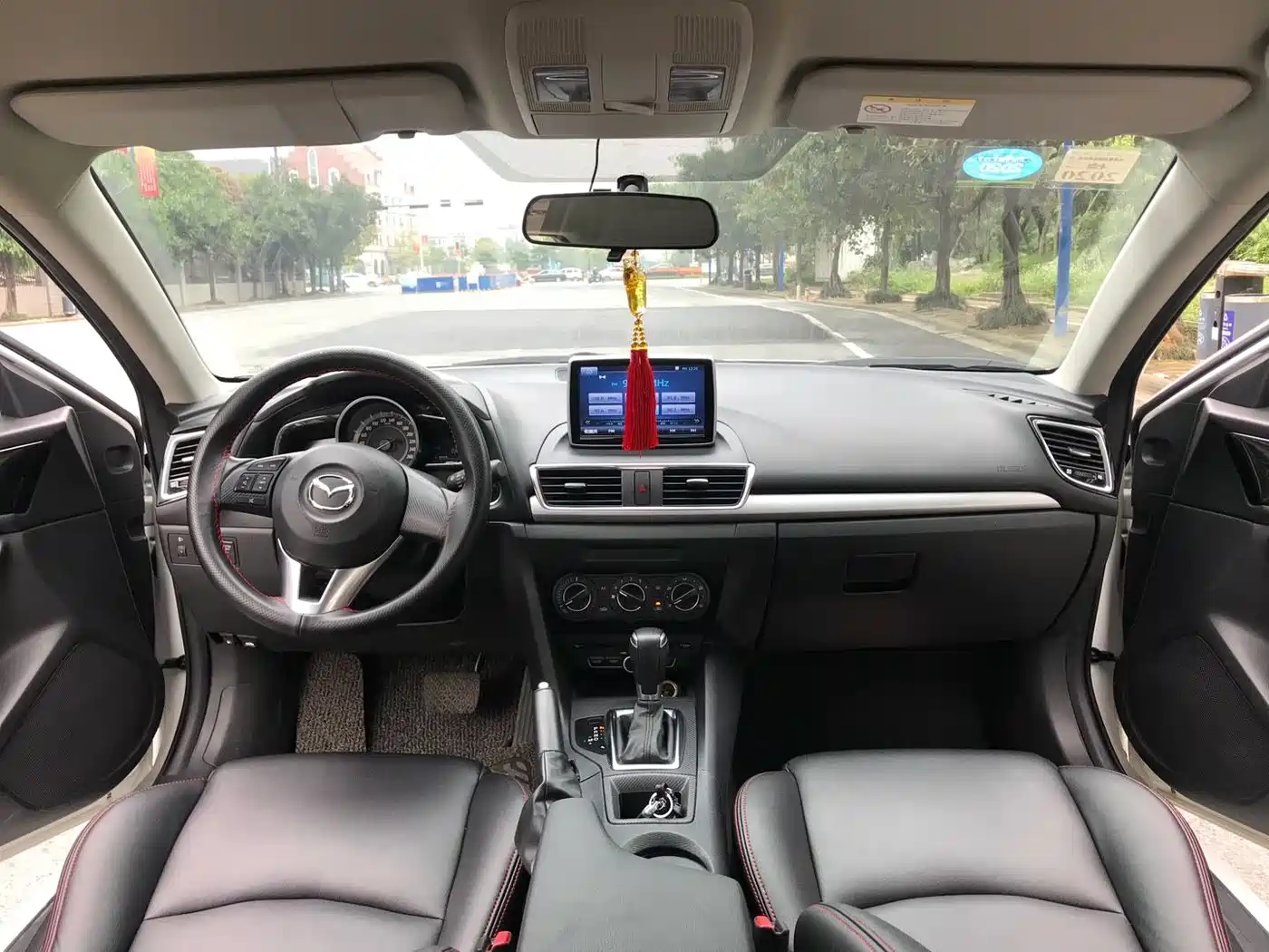 Mazda Mazda3 Axela 2016 Sedan 1.5L Automatic Comfort фото 5