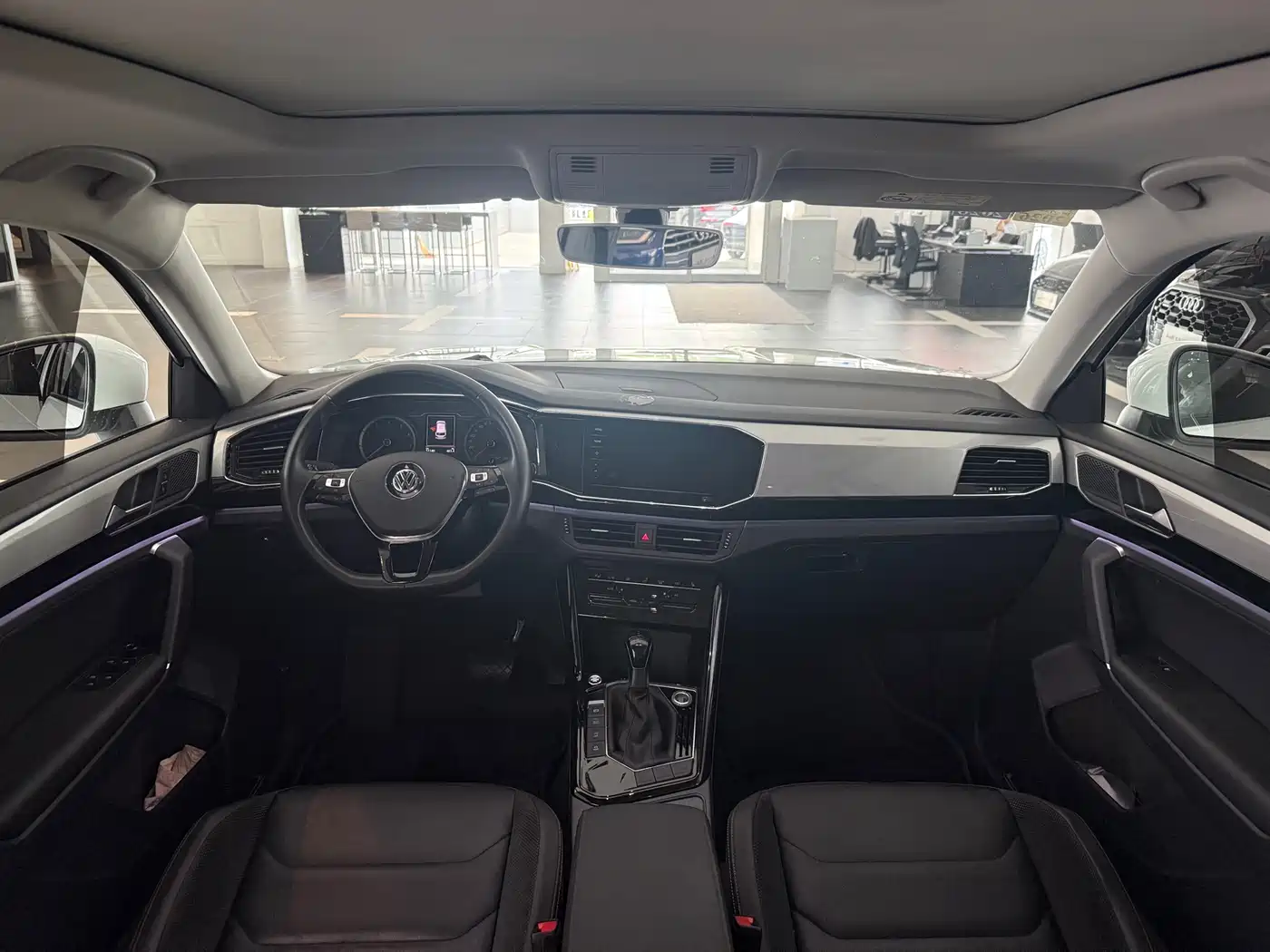 Volkswagen Tayron 2020 330TSI 2WD Luxury Smart Edition Pro фото 8