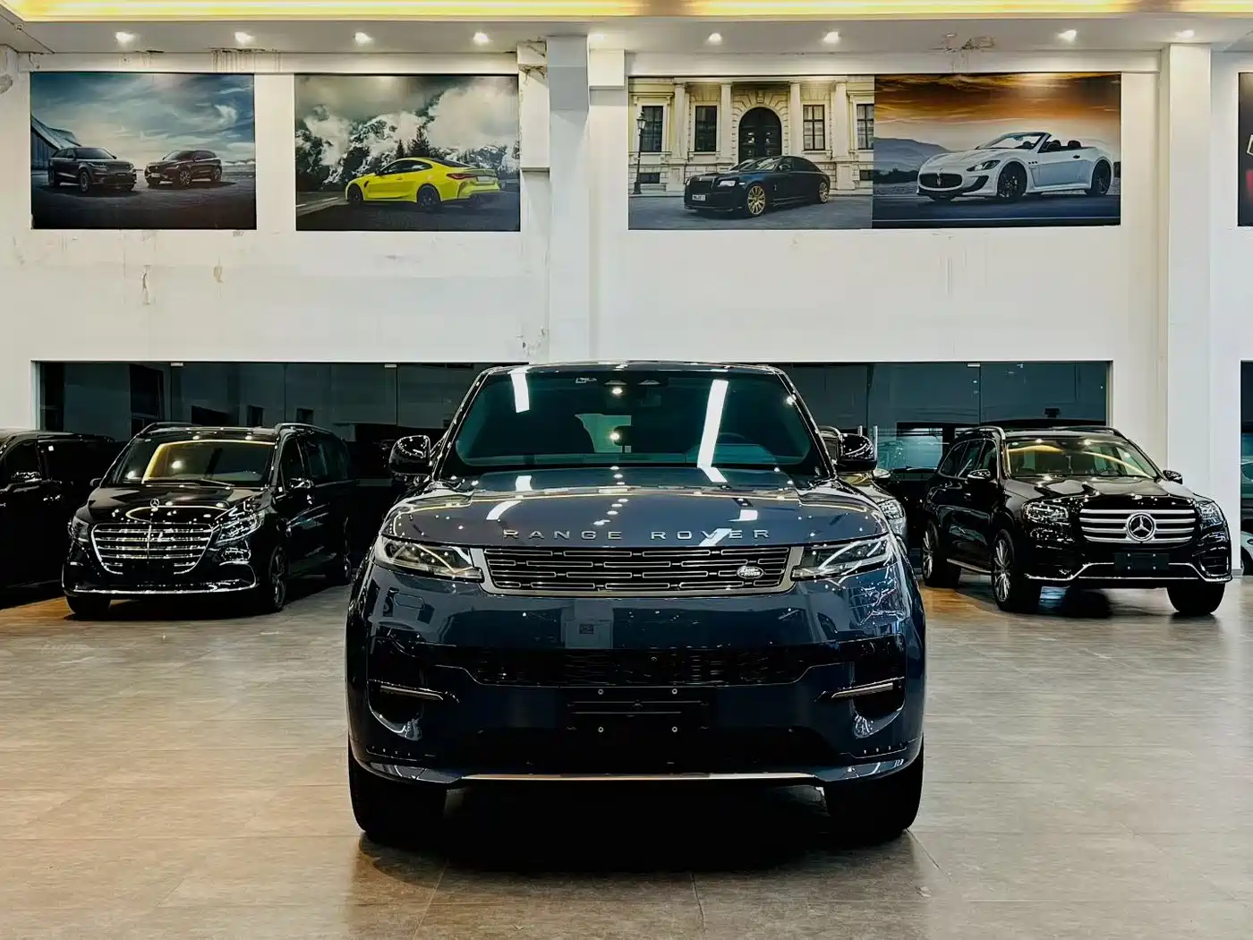 Land Rover Range Rover Sport 2023 400PS Dynamic SE фото 3