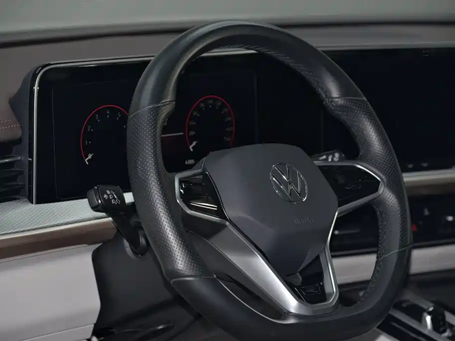 Volkswagen Talagon 2023 380TSI 4WD R-Line Touring Edition фото 9