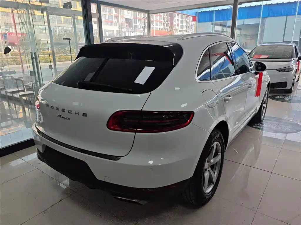 Porsche Macan 2014 Macan 2.0T фото 7