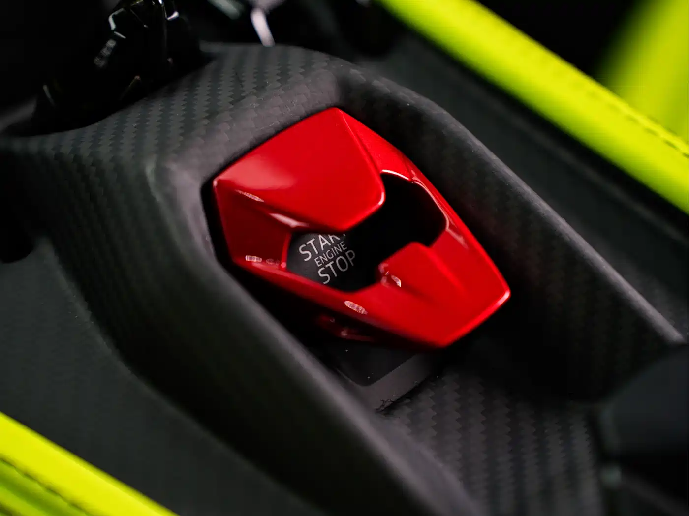 Lamborghini Revuelto 2023 6.5L PHEV Standard фото 37