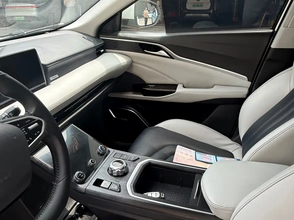 NEZHA AUTOMOBILE NEZHA U
