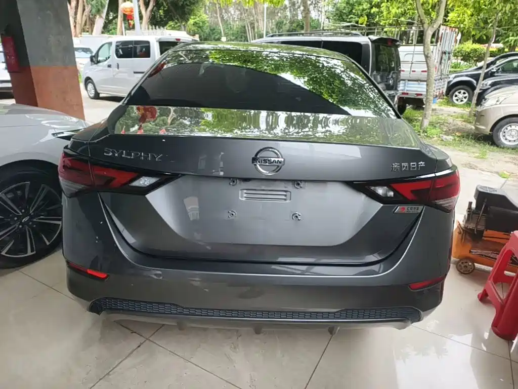 Nissan SYLPHY, миниатюра 6