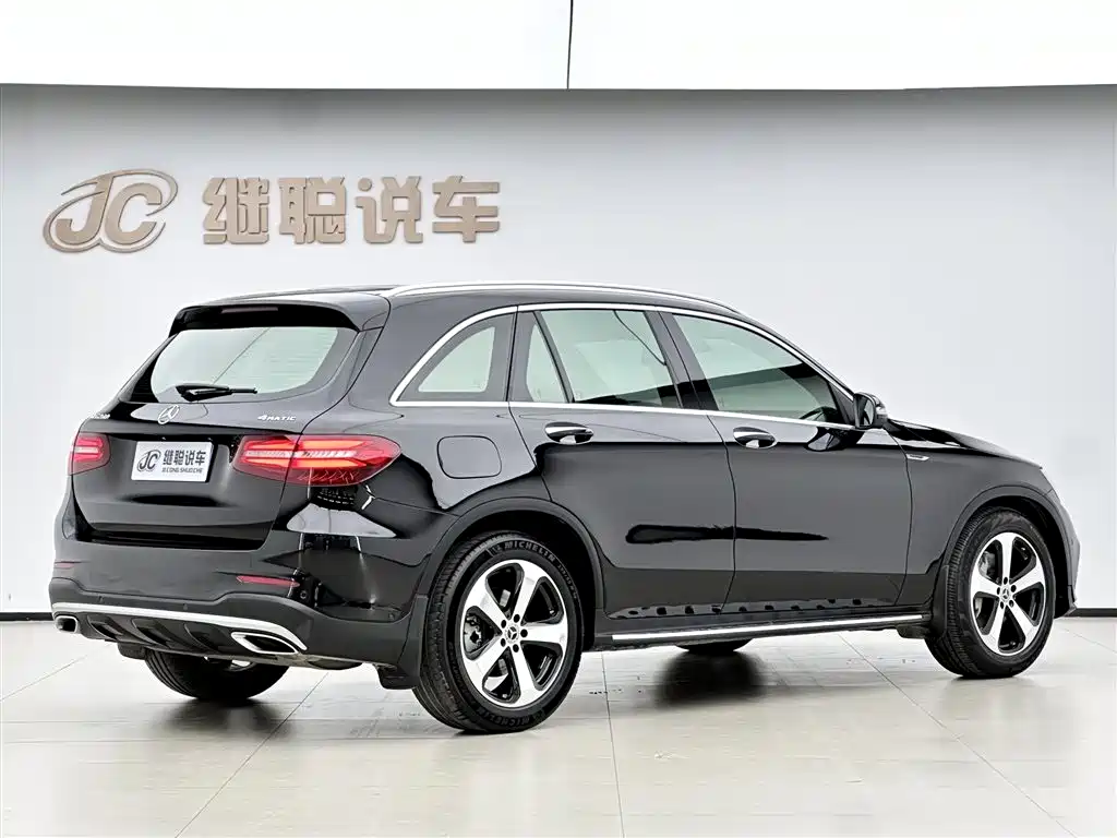 Mercedes-Benz GLC 2018 GLC 260 4MATIC Luxury фото 5