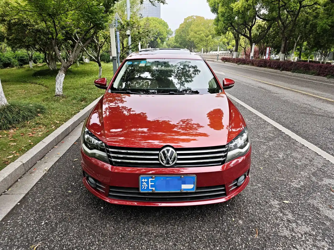 Volkswagen Bora 2014 1.6L Automatic Comfort Edition фото 2