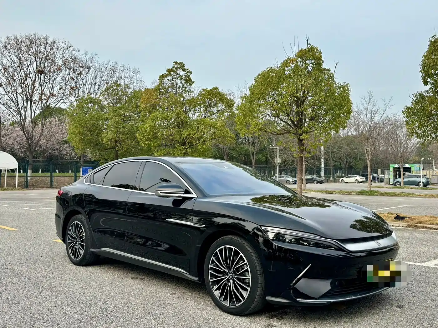 BYD Han 2023 EV Champion Edition 605KM FWD Premium фото 2