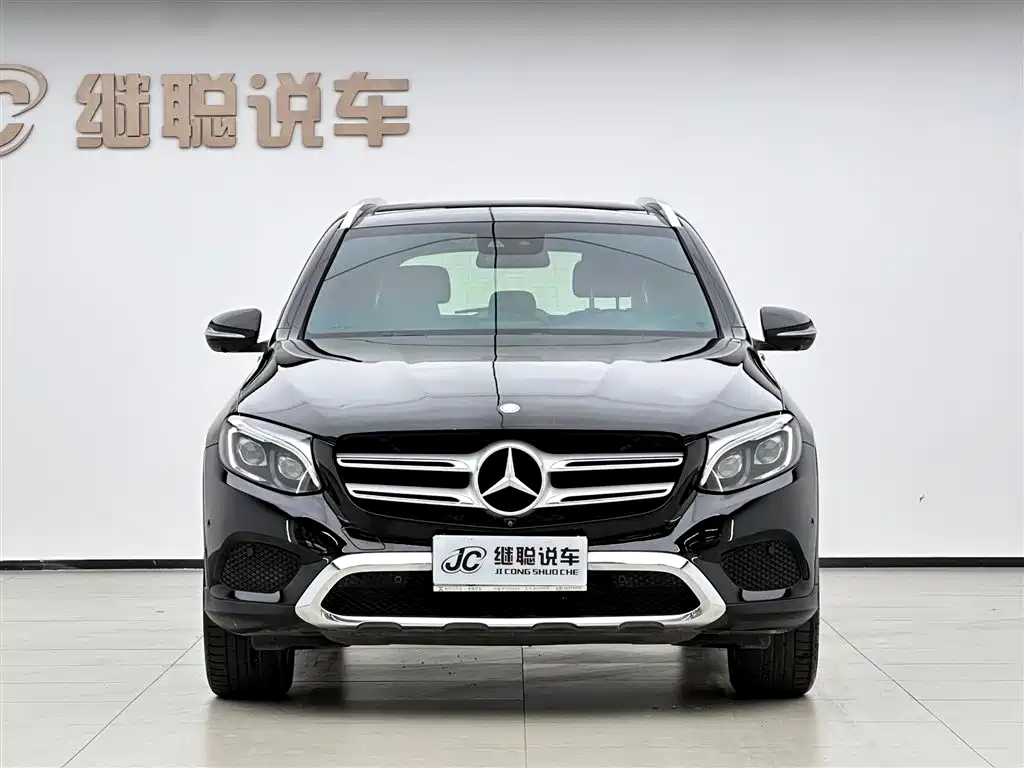 Mercedes-Benz GLC 2016 GLC 300 4MATIC Dynamic фото 2