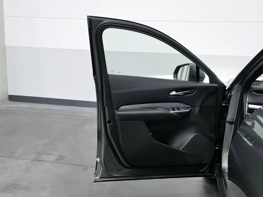 Cadillac XT4 2019 2018 Model 28T 2WD Luxury