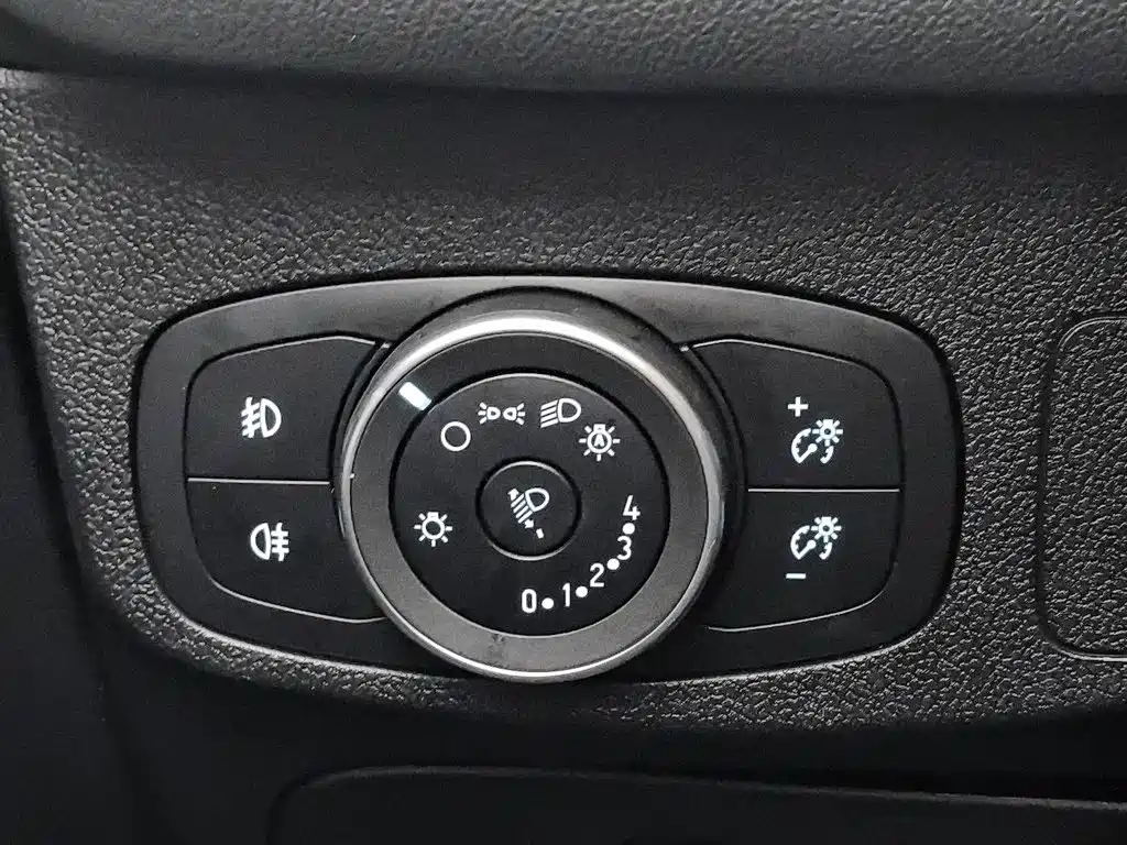 Фото 21 - Ford Focus