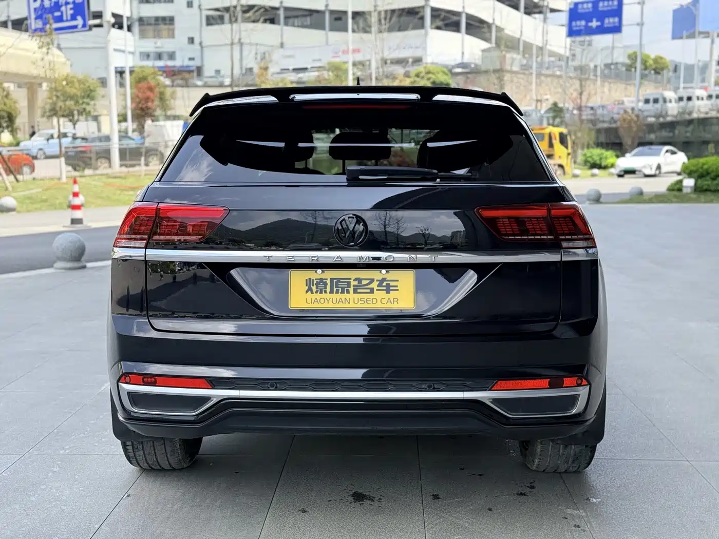 Volkswagen Teramont 2020 Teramont X Facelift 330TSI 2WD Luxury фото 6