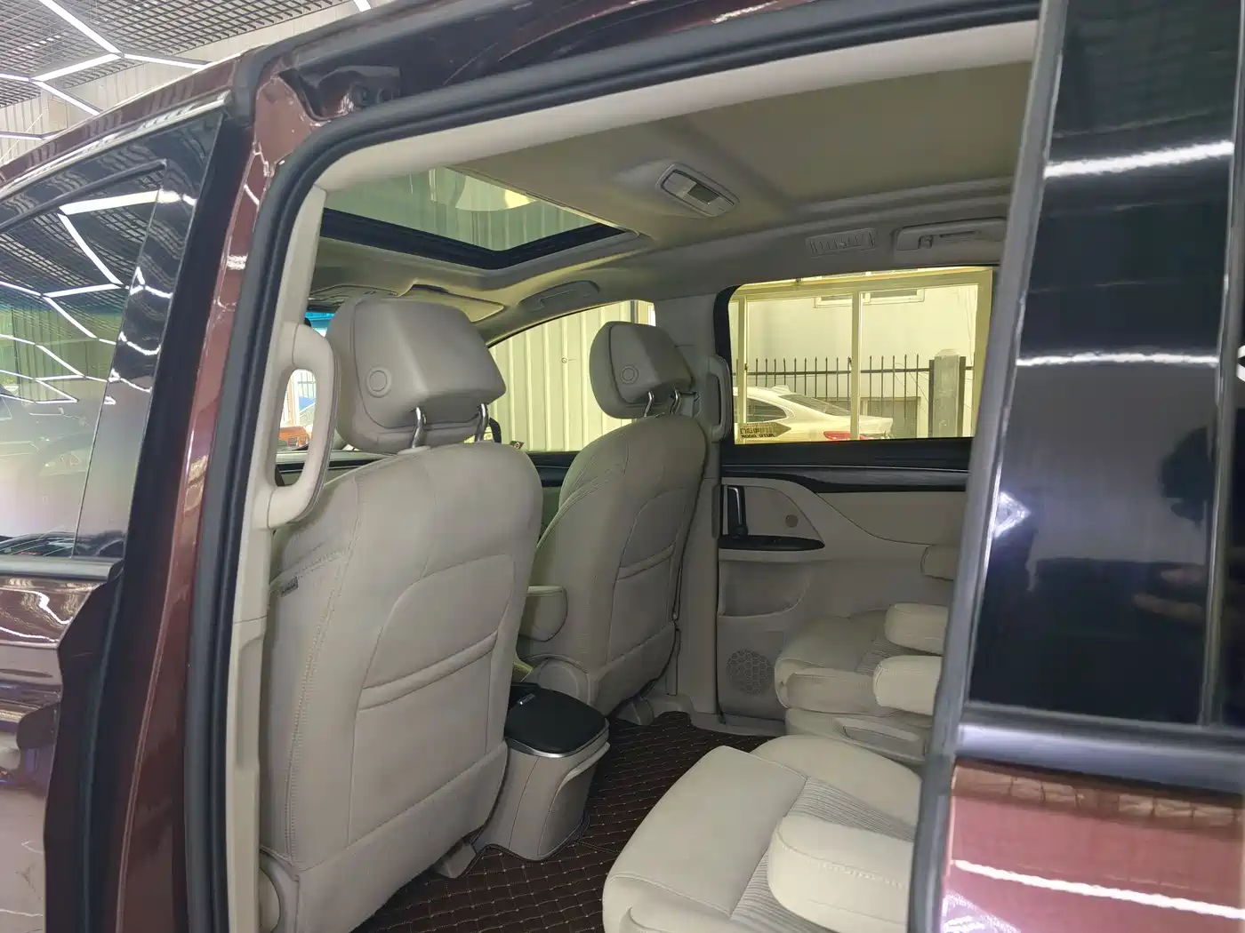 Buick GL8 2022 ES Landmark 653T Comfort фото 13