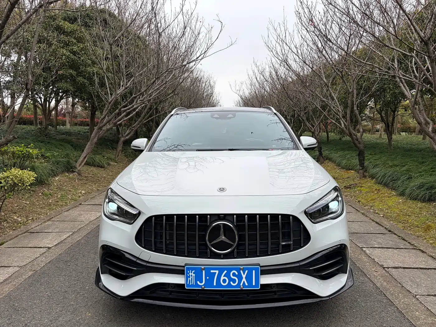 MERCEDES-BENZ GLA AMG