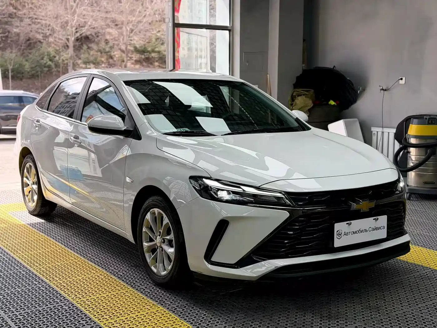 CHEVROLET CRUZE
