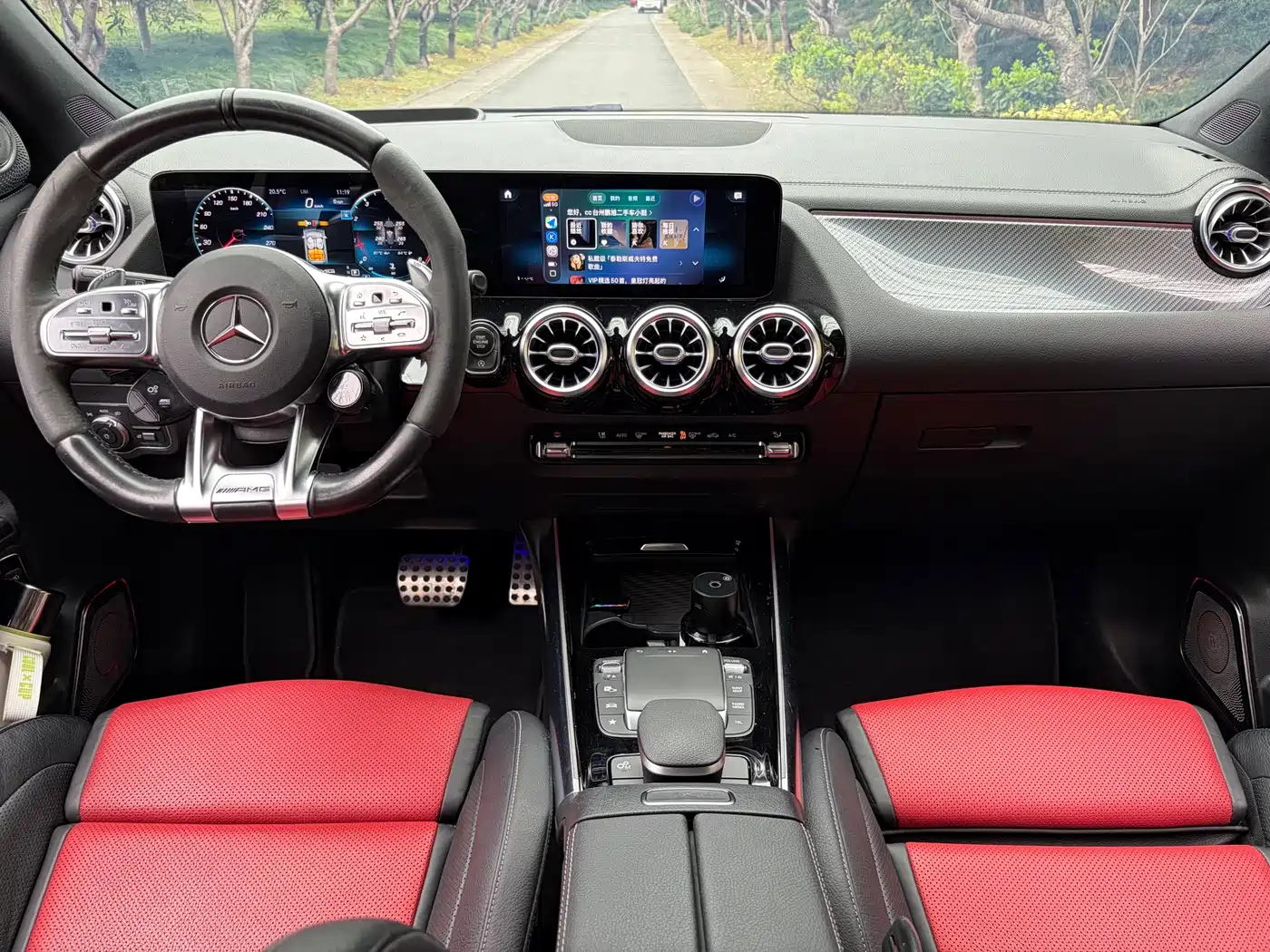 MERCEDES-BENZ GLA AMG