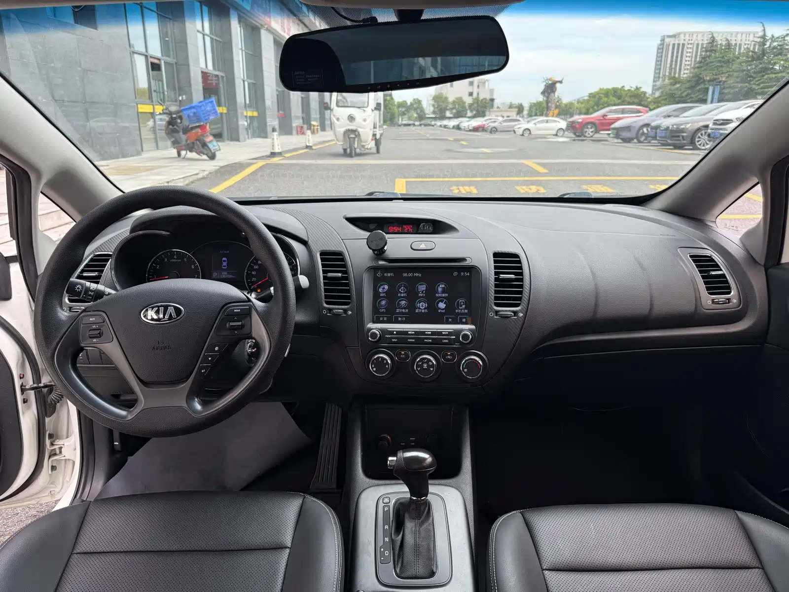 Фото 6 - Kia K3