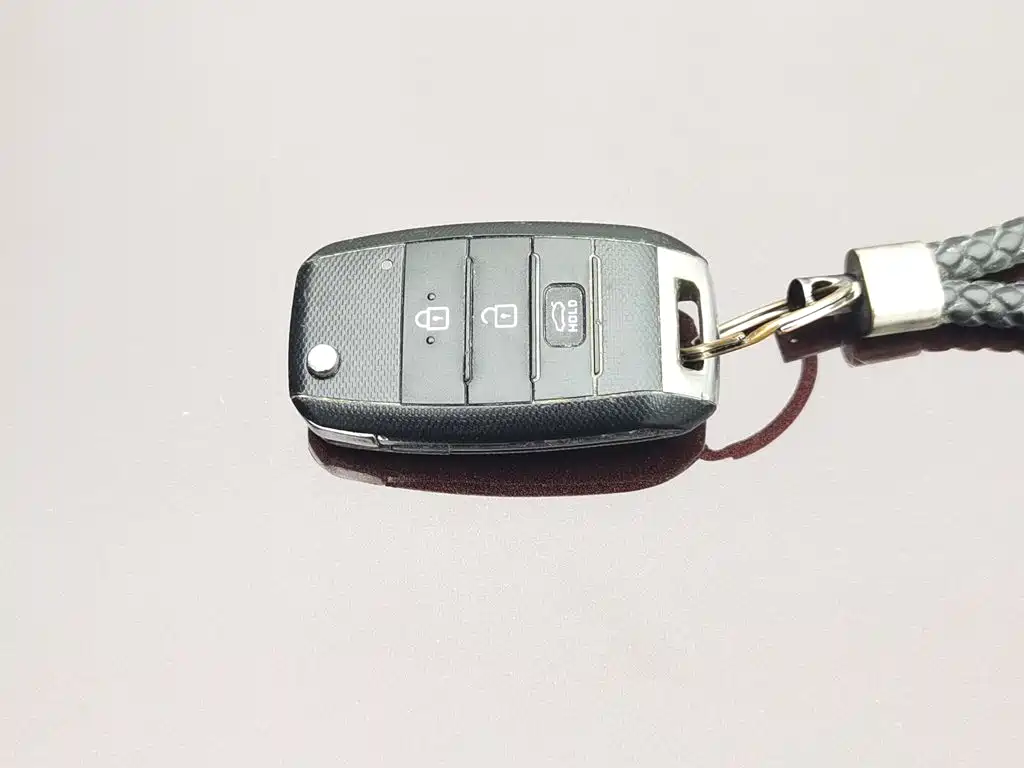 Photo 19 - Kia K3