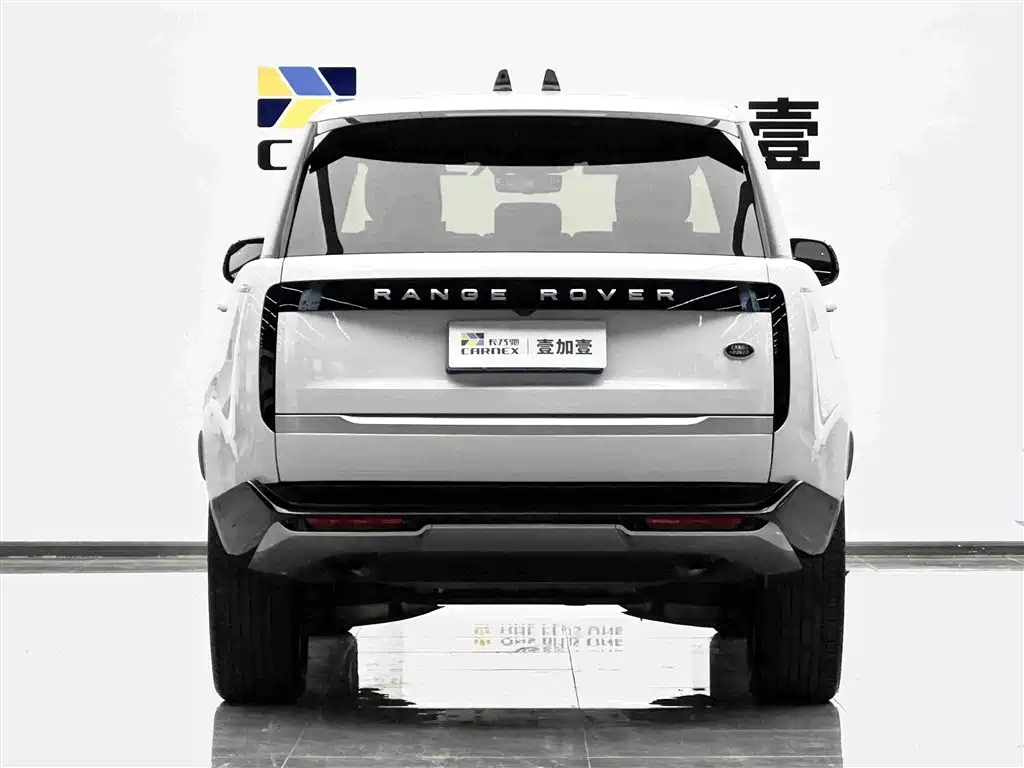 Land Rover Range Rover 2023 2023 3.0 L6 400PS Genesis Extended Version