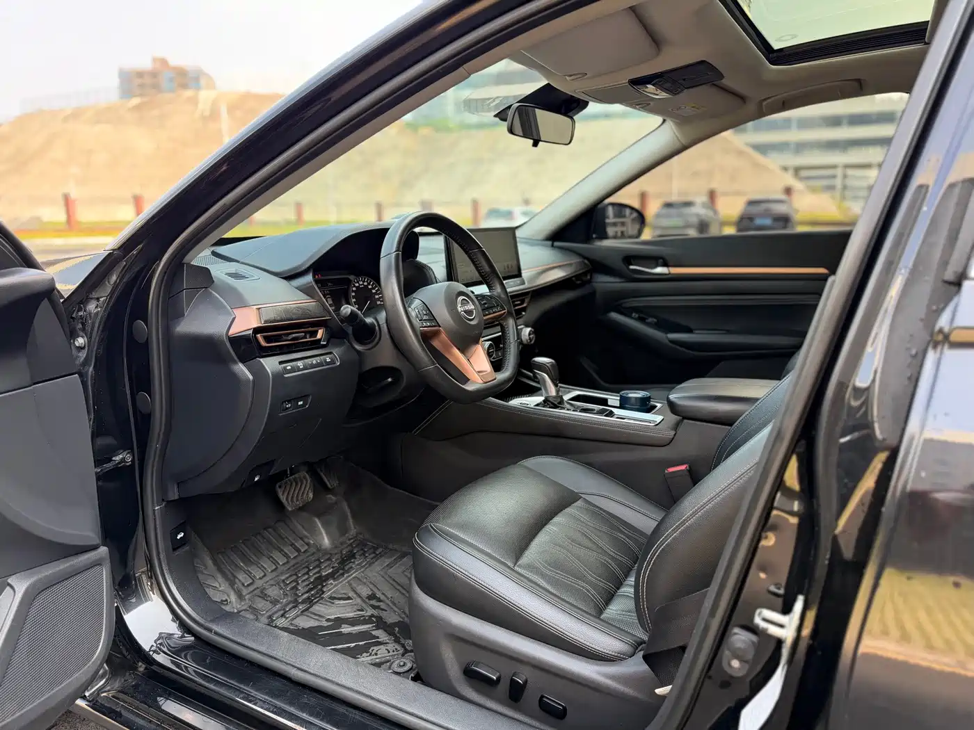 Nissan Teana 2024 2024 2.0L SV Black Gold Edition