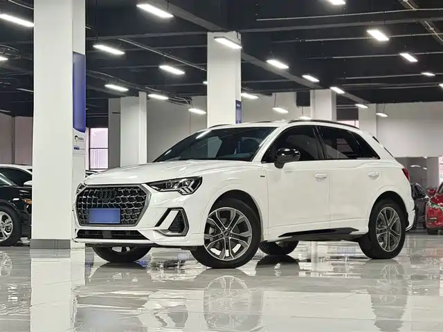 Audi Q3 2023 Facelift 45 TFSI quattro Fashion Dynamic