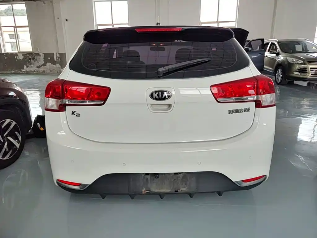 Фото 6 - Kia K2