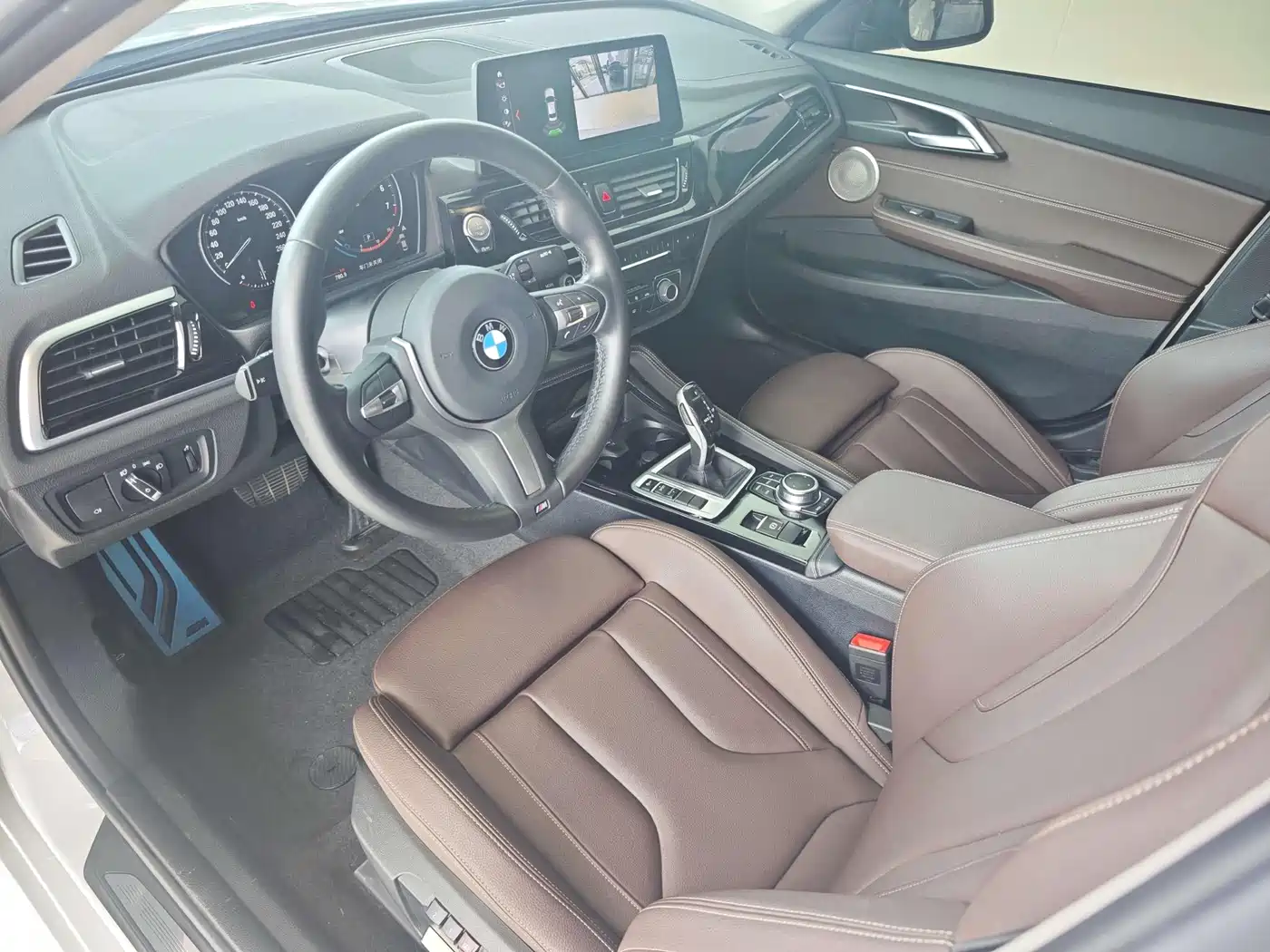BMW 1 Series 2023 125i M Sport Shadow Edition фото 6
