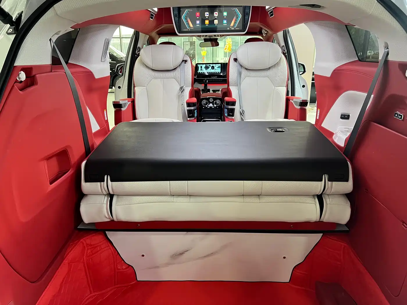 Toyota Sienna 2024 2.5L Hybrid Comfort Edition фото 17