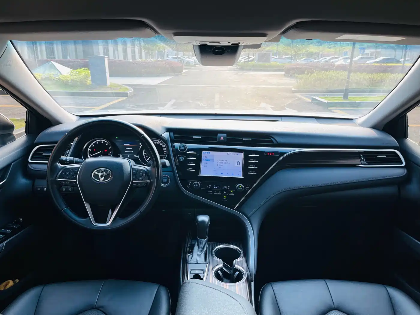 Toyota Camry 2018 2.0G Luxury Edition фото 4