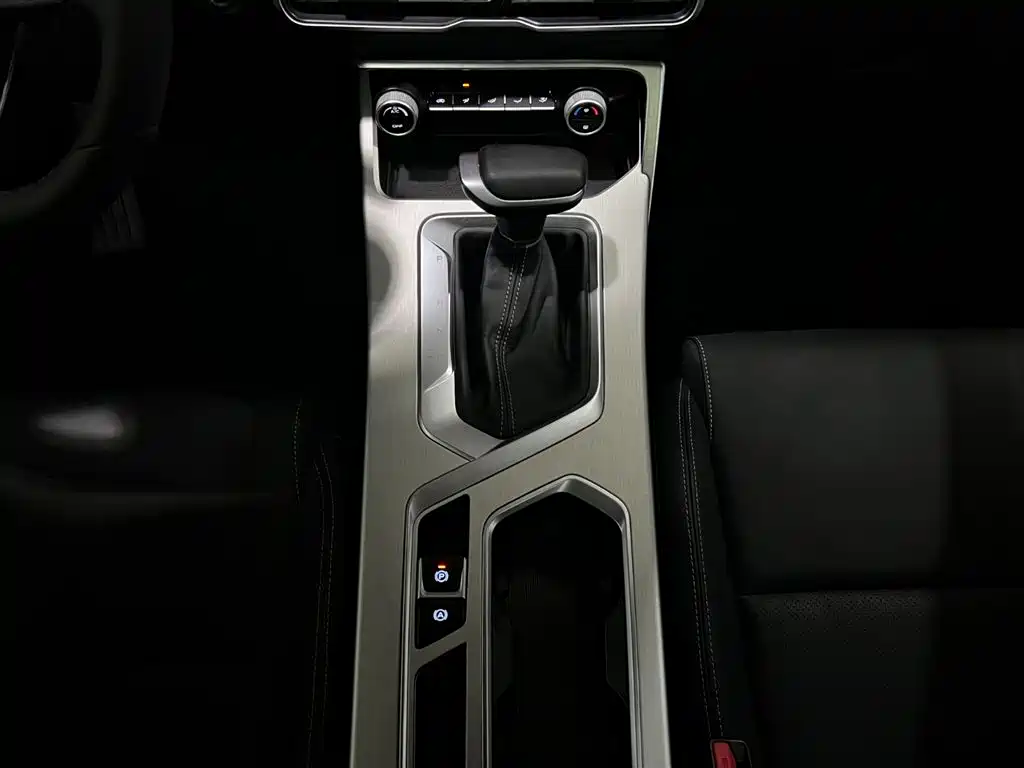 GEELY AUTOMOBILE BINYUE