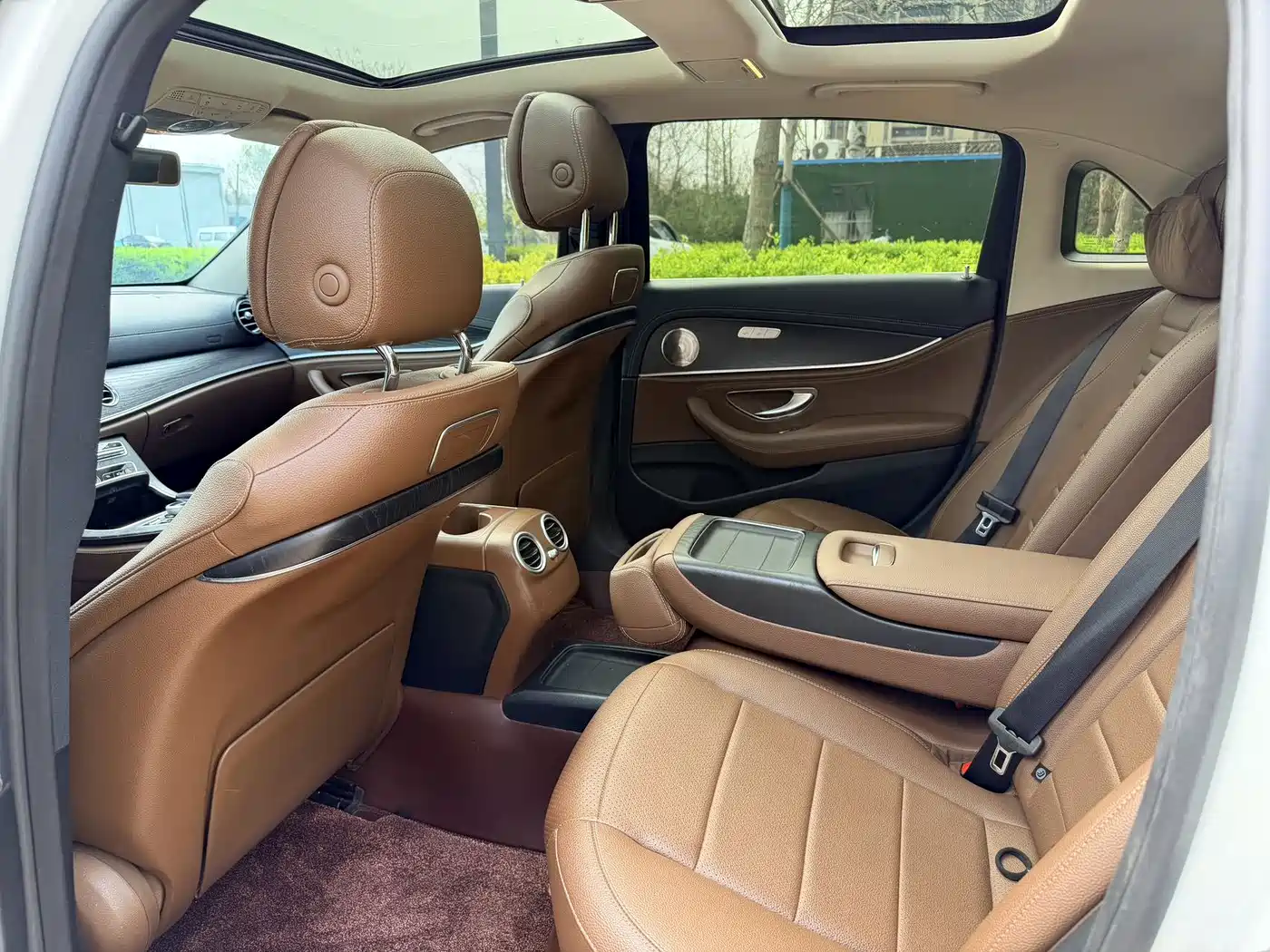 Mercedes-Benz E-Class 2019 E 200 L Sport фото 7