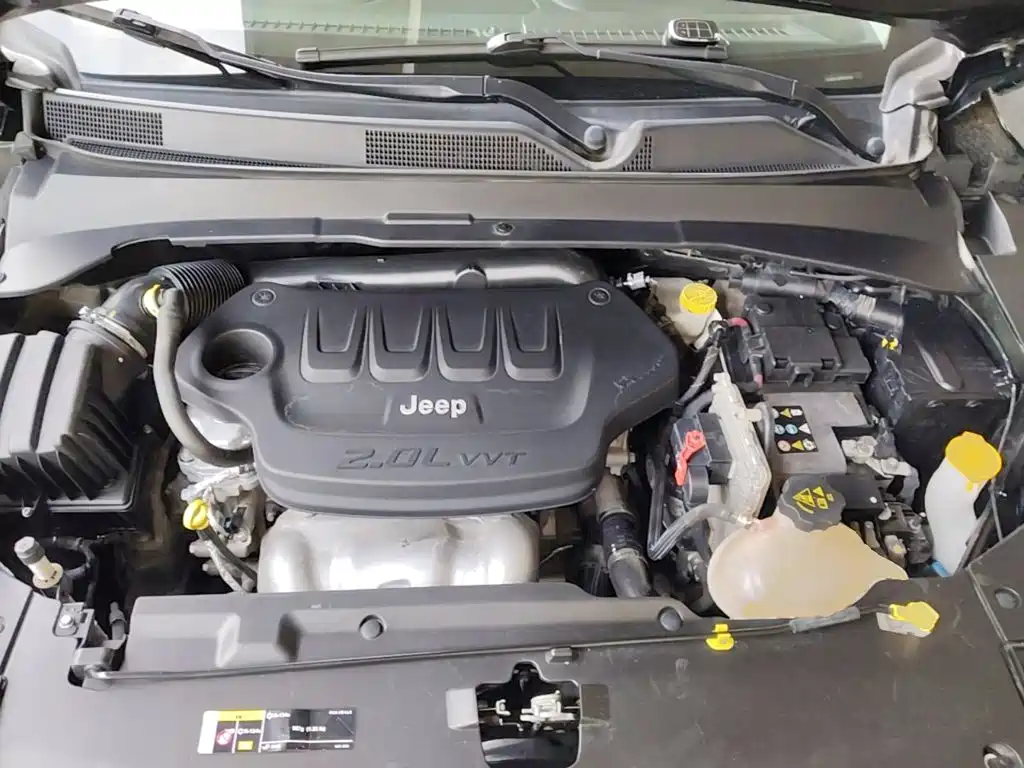Фото 20 - Jeep Compass