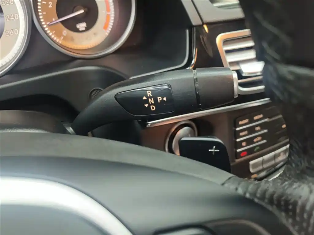 Mercedes-Benz E-Class 2015 Facelift E 260 L Sport фото 14