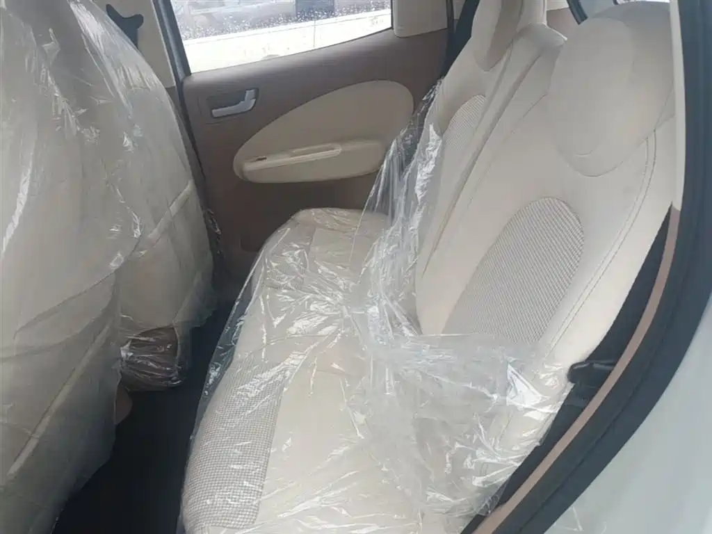 Wuling Motors Hongguang MINIEV 2026 2025 4-Door Advanced
