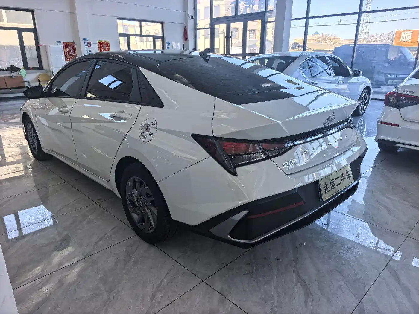 MODERN ELANTRA