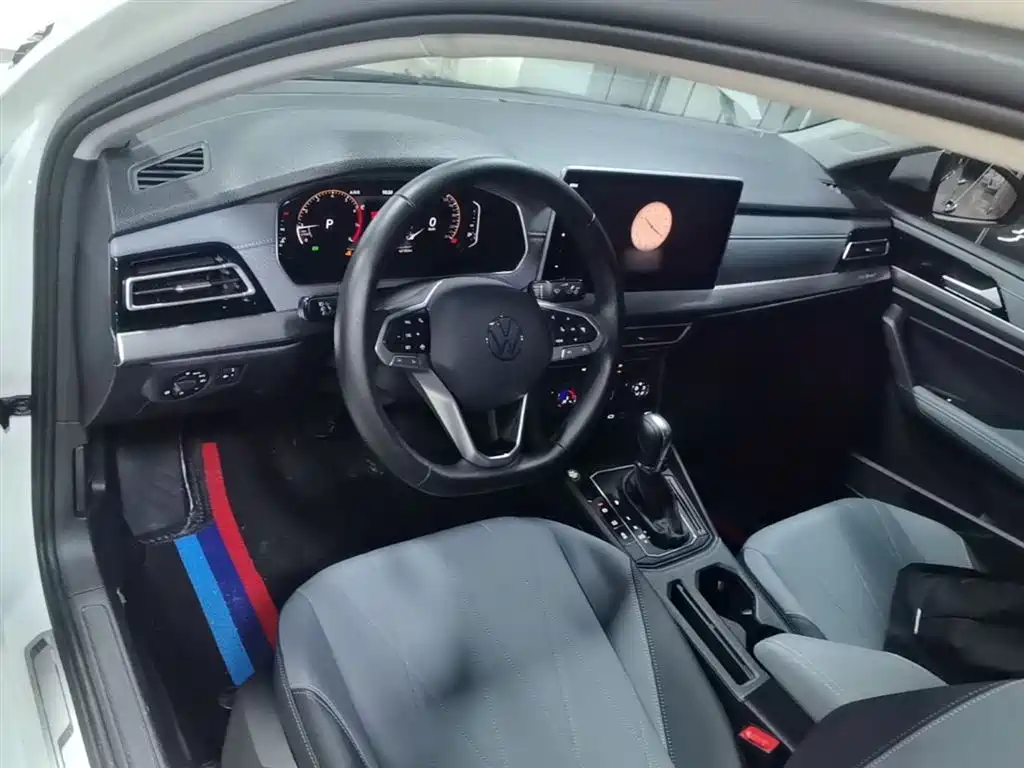 Volkswagen Lavida 2023 1.5L Auto Five Million Edition фото 10