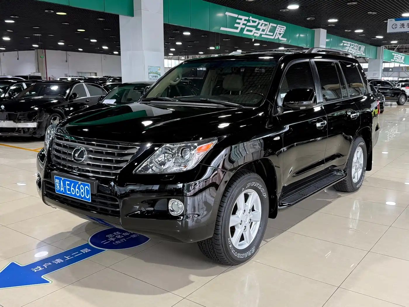 Lexus LX 2012 Model 570
