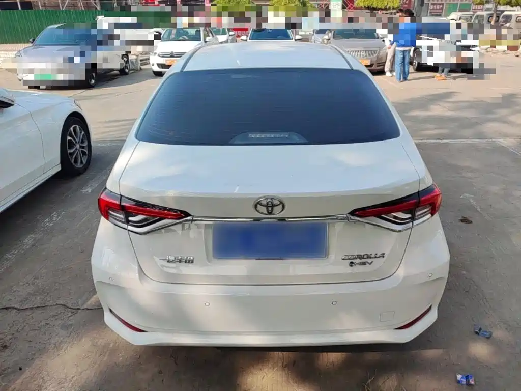 Photo 6 - Toyota Corolla