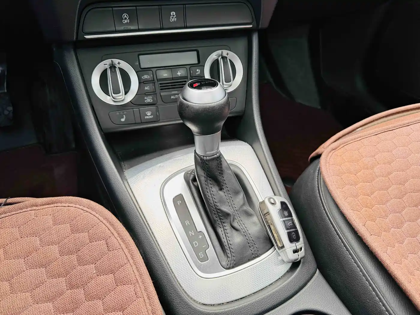 Audi Q3 2013 35 TFSI Comfort фото 13