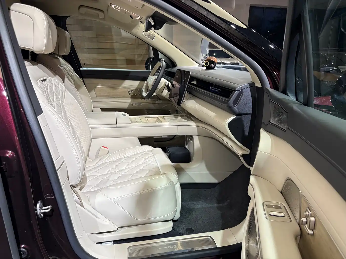 NIO ES8 2026 2025 Base Model