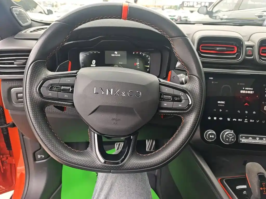 Lynk & Co 02 Hatchback 2021 2021 2.0TD Halo