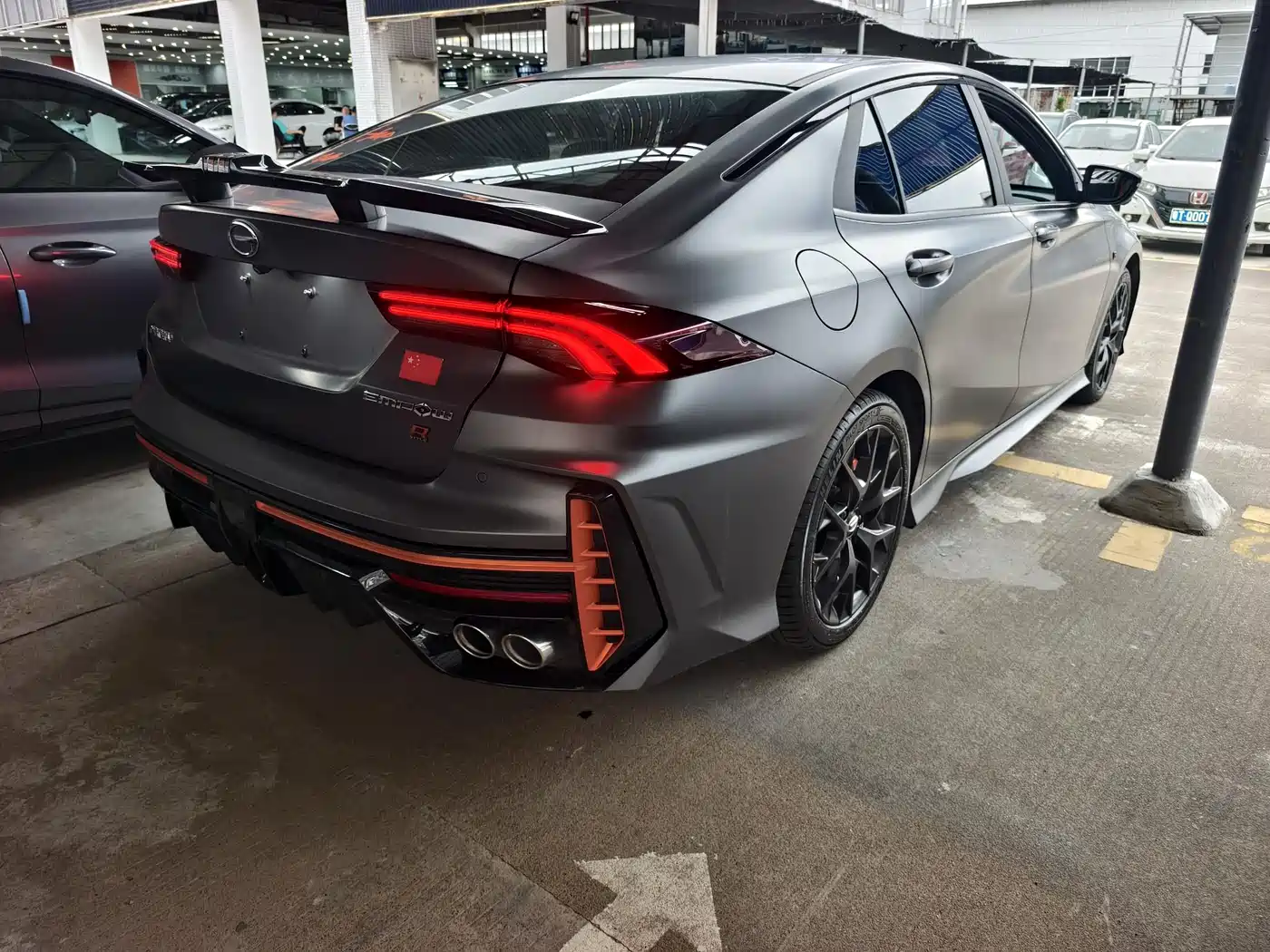 GAC Trumpchi Trumpchi Emkoo 2022 270T DCT J16 R-style Track Edition фото 6