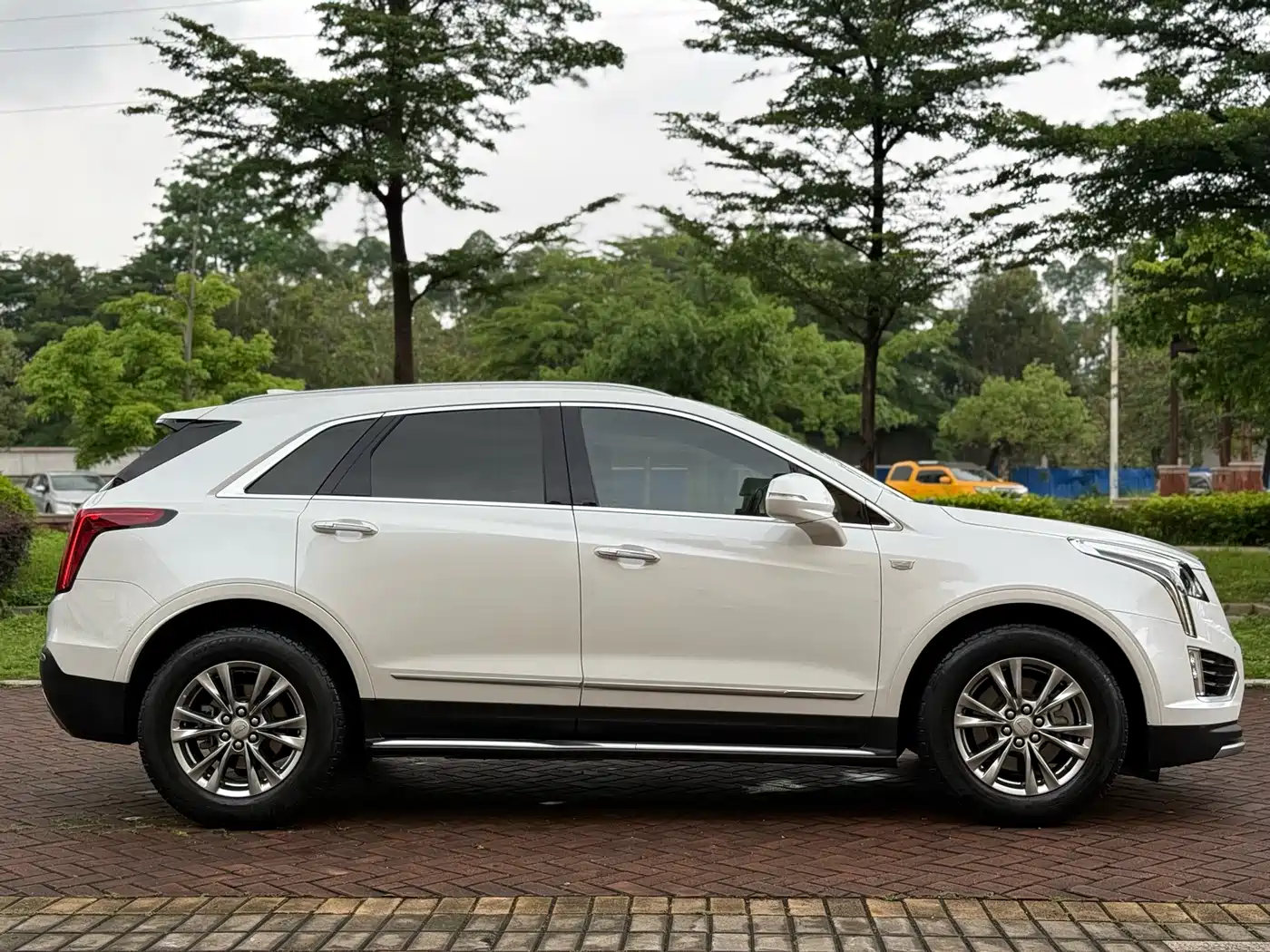 Cadillac XT5 2020 28T Luxury Model фото 7