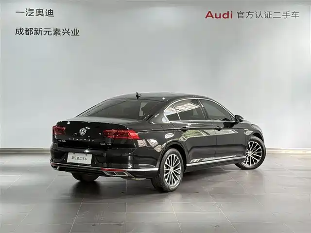 Volkswagen Magotan 2020 330TSI DSG Luxury — фото 4