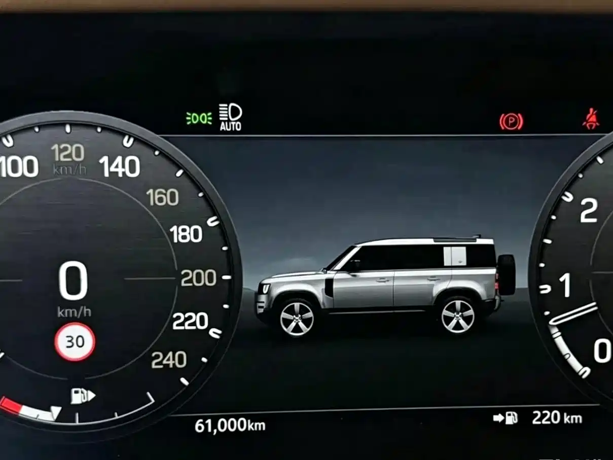 Land Rover Defender 2023 Facelift 110 3.0T P400 X-DYNAMIC HSE фото 7