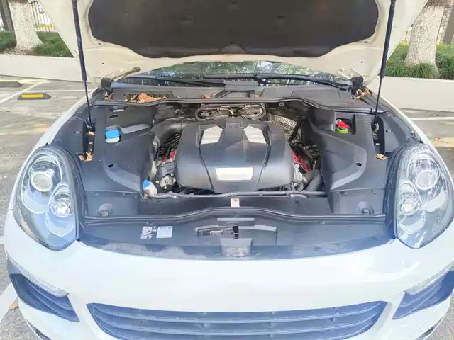 Porsche Cayenne 2015 Cayenne 3.0T — фото 3