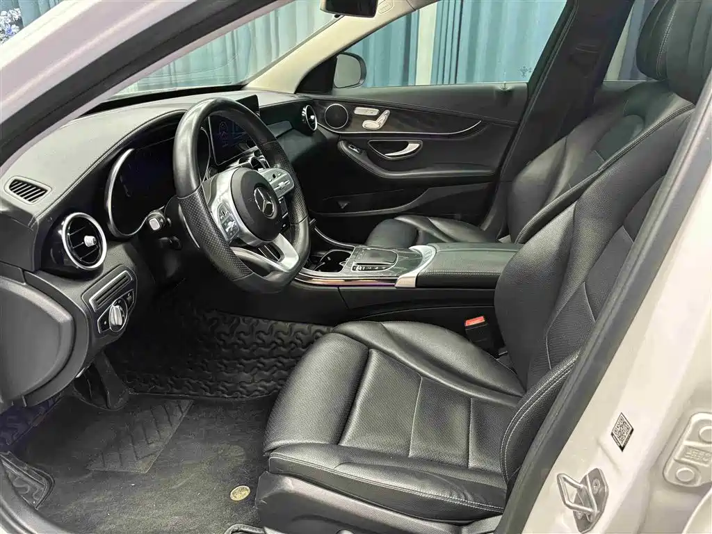 Mercedes-Benz C-Class 2020 C 260 L Sport фото 4