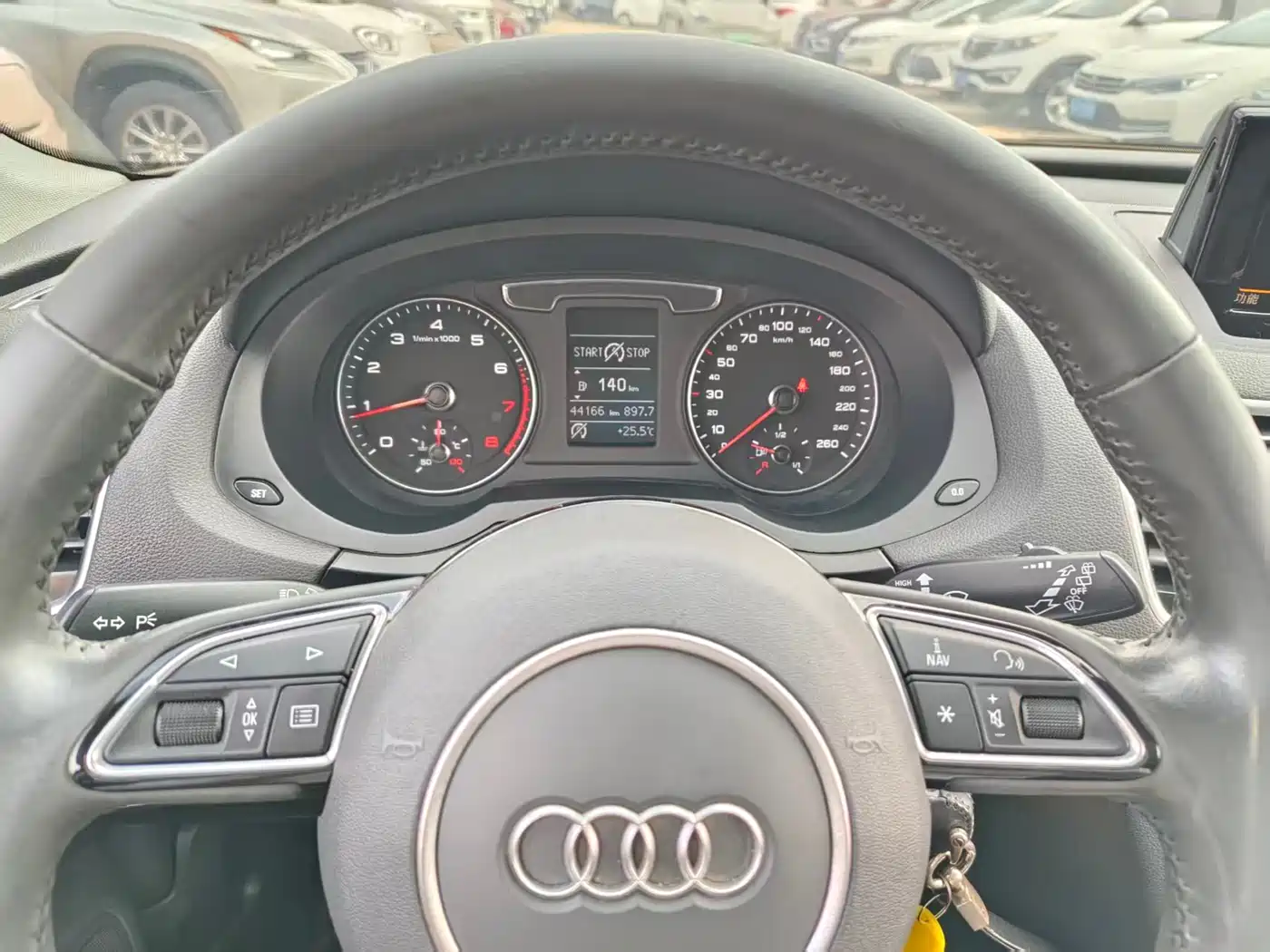 Audi Q3 2018 30th Anniversary Edition 30 TFSI Fashion фото 11