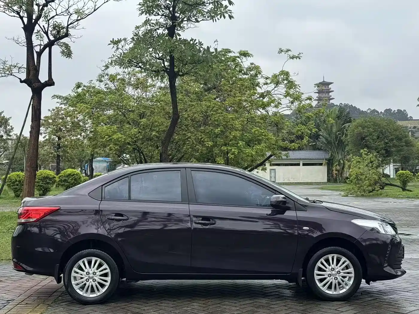 Toyota Vios 2017 1.5L CVT Pioneer фото 4