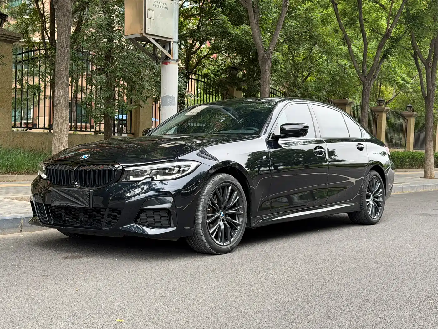 BMW 3 Series 2022 325Li M Sport Shadow Edition